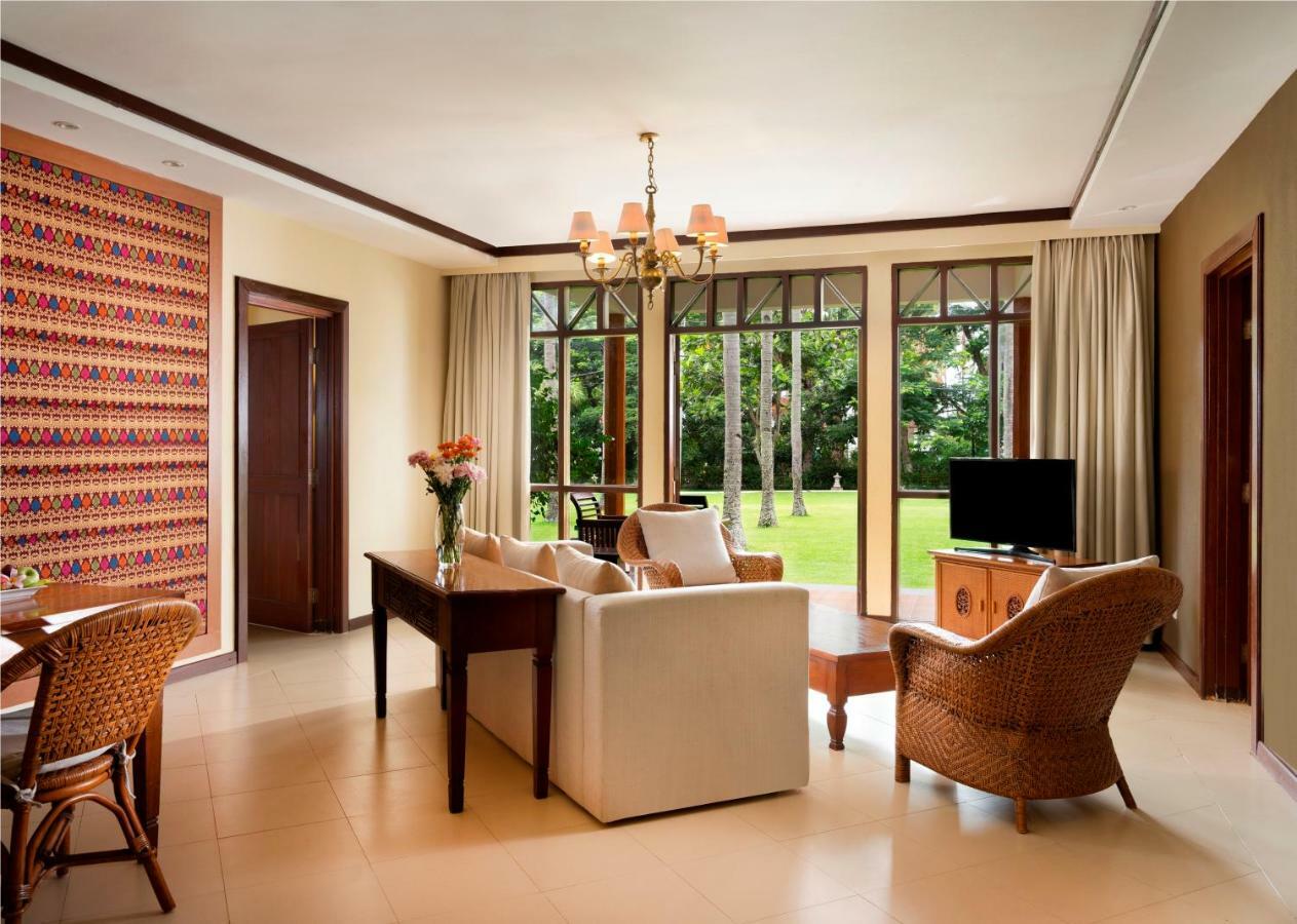 Mangsit Suites By Holiday Resort Lombok 外观 照片